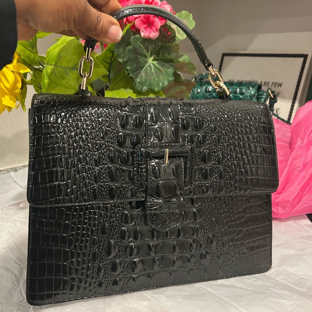 Brahmin Black Hallie